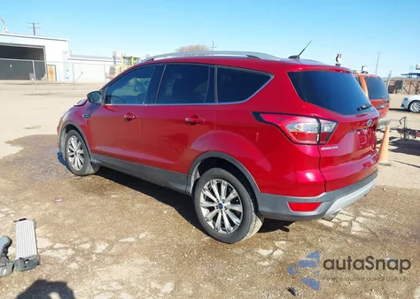 2017 Ford Escape Titanium из США, поврежденный, VIN 1FMCU0J98HUE07191